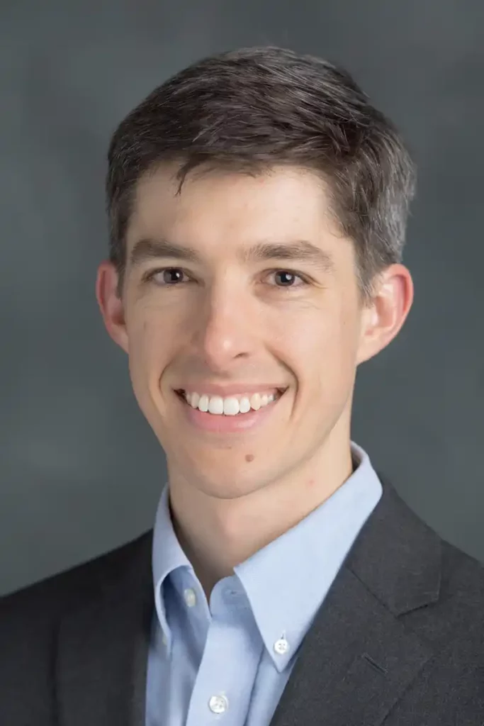 A photo of Sherwood Richers