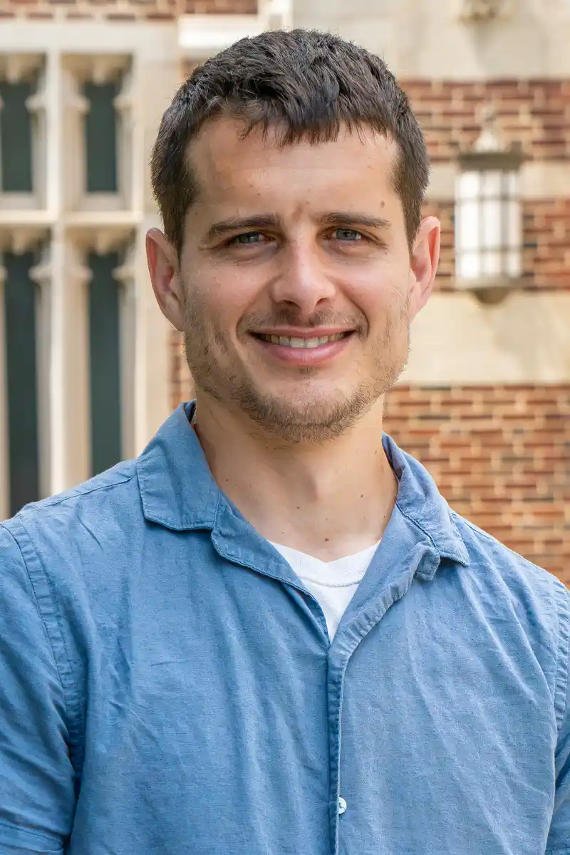 headshot photo